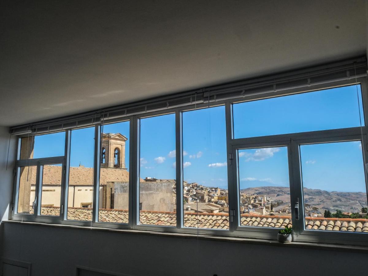 I Colori Della Sicilia Noblesse Apartment Caltagirone Luaran gambar