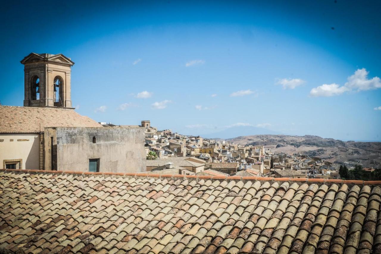 I Colori Della Sicilia Noblesse Apartment Caltagirone Luaran gambar