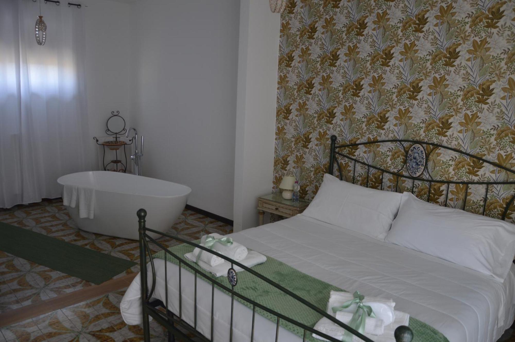 I Colori Della Sicilia Noblesse Apartment Caltagirone Luaran gambar